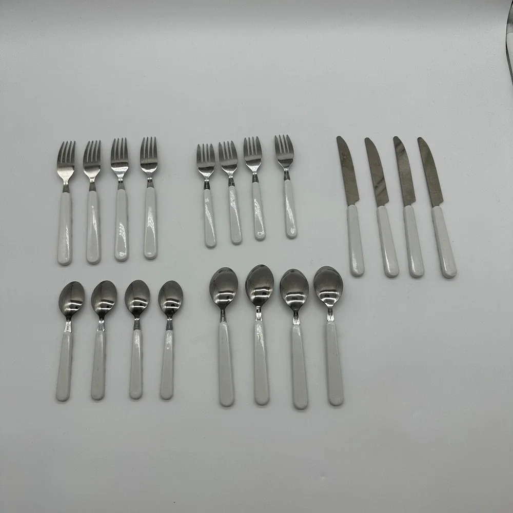 VTG Fruit Handle Flatware Set 20pc Service for 4 Stainless Taiwan plastic Handle
